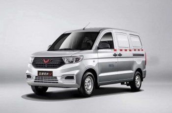 五菱宏光V